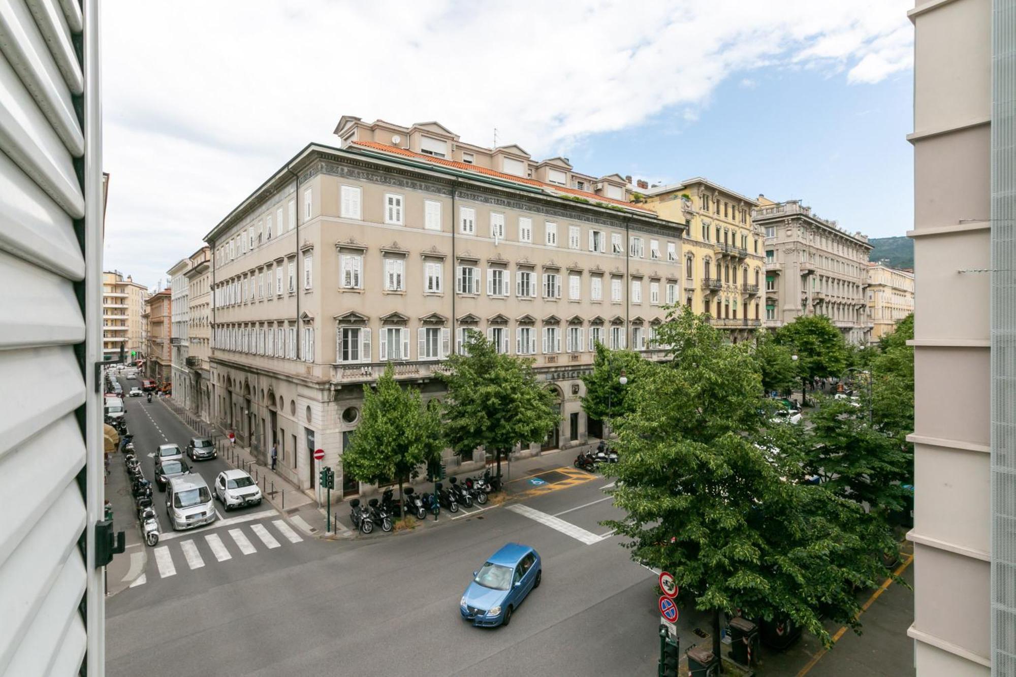 Botique Apartment • Trieste City Center Wifi Exteriör bild